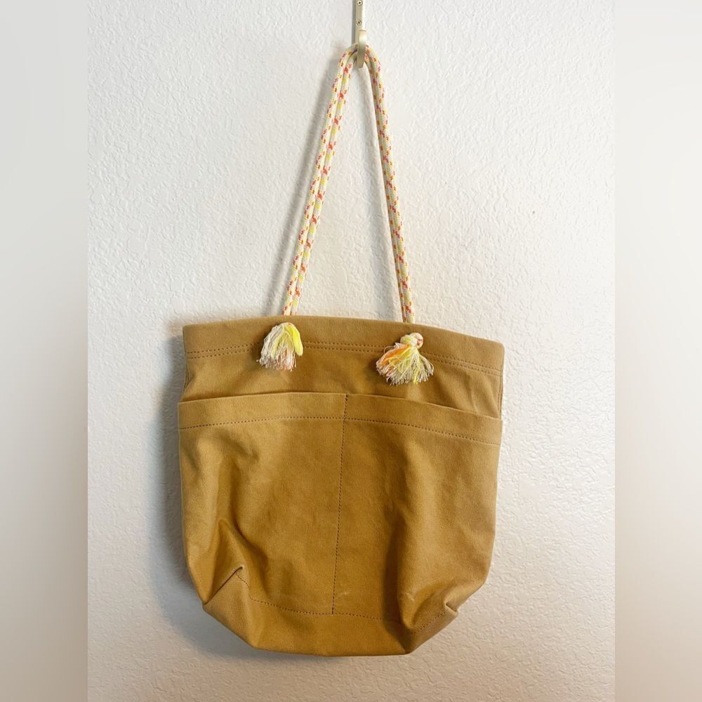 Madewell The Canvas Transport Tote: Corded Handle Edition in tan. NWT - Picture 3 of 13
